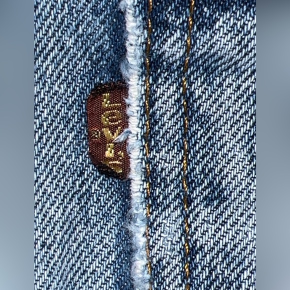 Vintage 1980s Red Tag Levi Jeans 32 x 30 - Picture 7 of 13